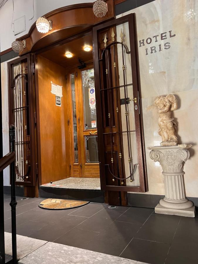 Hotel Iris Наполи Екстериор снимка