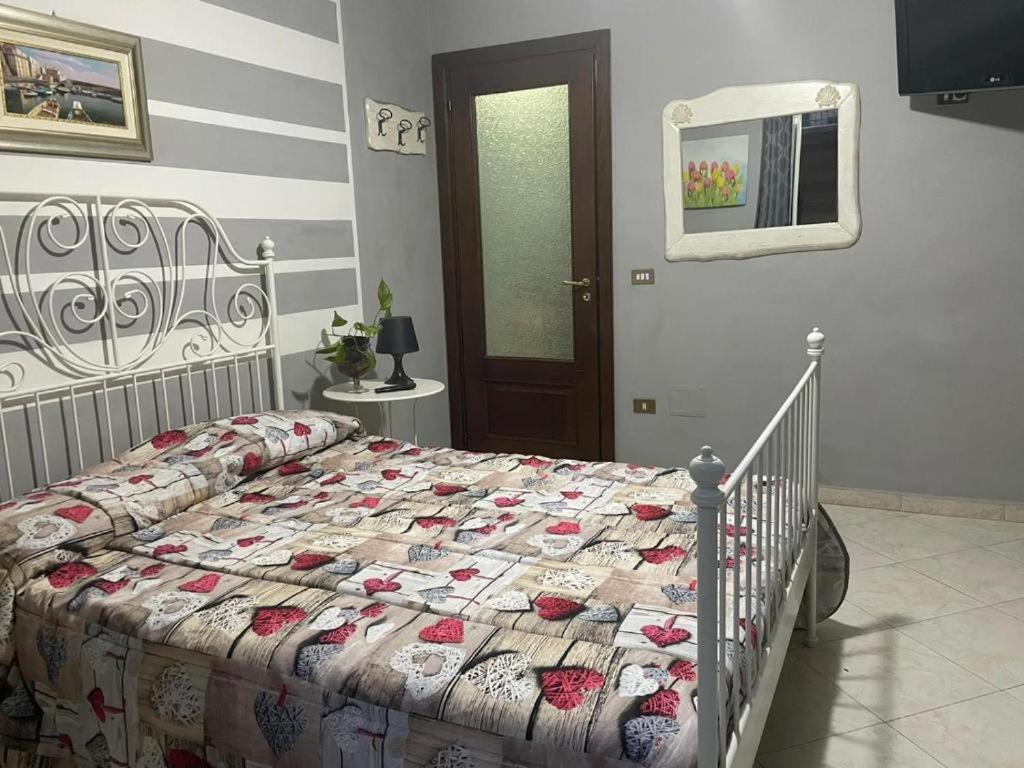 Hotel Iris Наполи Стая снимка